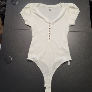 Free People Intimately White Bodysuit with Puffy Cap Short Sleeves Women's Small